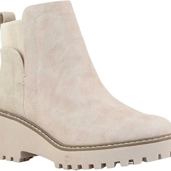 Dolce Vita Shoes - DV by Dolce Vita Women's Rango Wedge Boot Light Desert Beige Size 9